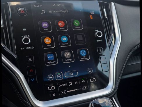 Used 2022 Subaru Outback Premium image 16