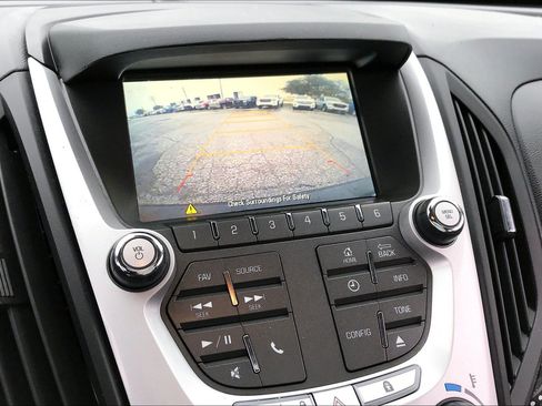 Used 2015 Chevrolet Equinox LT w/ Driver Convenience Package FWD image 29