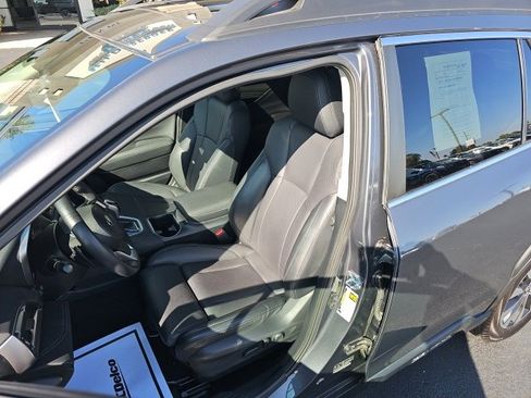 Used 2024 Subaru Outback Limited image 27