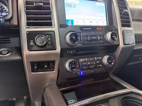 Used 2017 Ford F250 Platinum w/ Platinum Ultimate Package AWD/4WD image 48