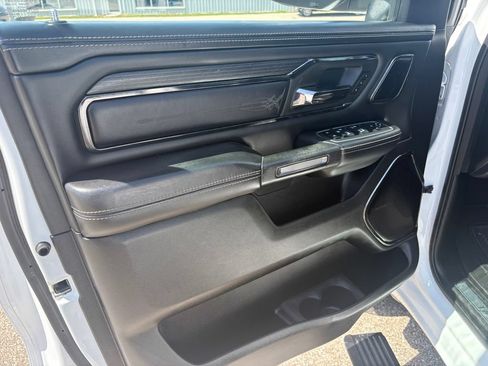 Used 2022 RAM 1500 Limited AWD/4WD image 9