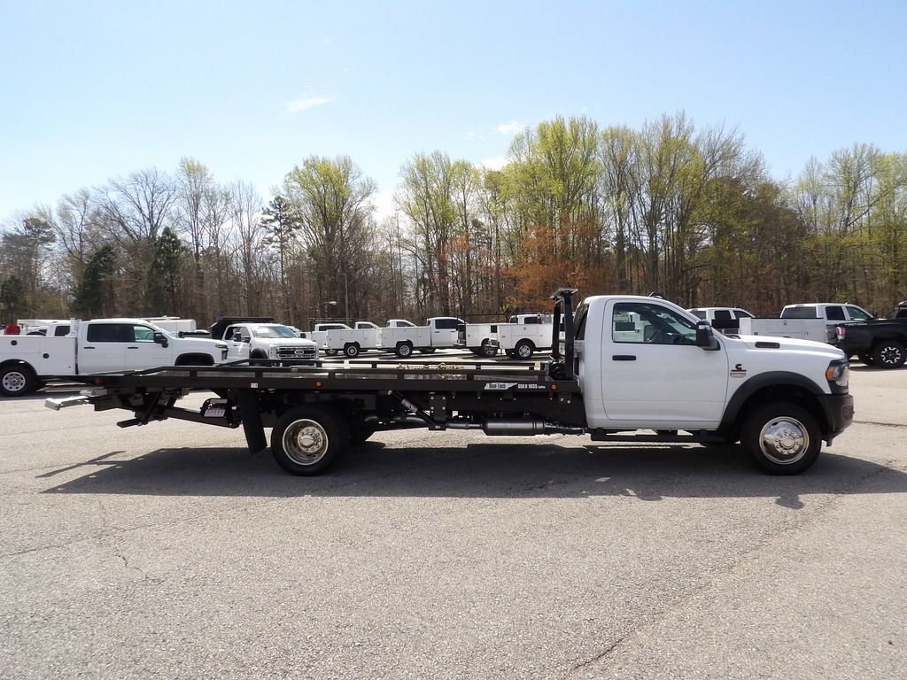 Used 2024 RAM 4500 Tradesman RWD image 9