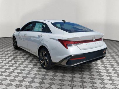 New 2025 Hyundai Elantra SEL