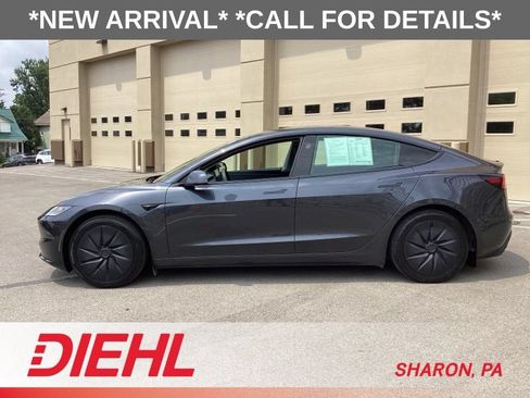 Used 2025 Tesla Model 3 Long Range RWD image 4