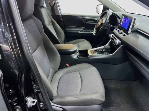 Used 2025 Toyota RAV4 XLE w/ Weather Package AWD/4WD image 28