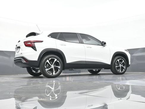 New 2026 Chevrolet Trax RS w/ Driver Confidence Package FWD image 42