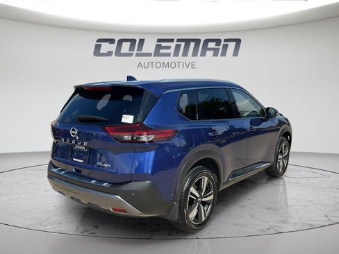 Used 2023 Nissan Rogue SL w/ SL Premium Package AWD/4WD image 3