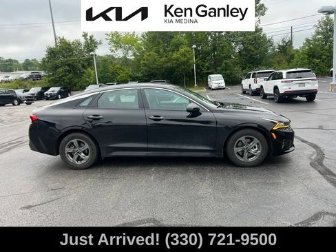 Used 2022 Kia K5 LX FWD image 4