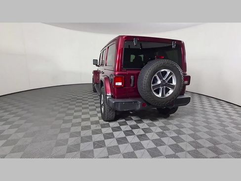 Used 2021 Jeep Wrangler Unlimited Sahara AWD/4WD image 44