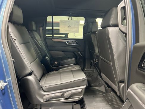 New 2026 GMC Yukon XL Denali w/ Sun & Power Step Package AWD/4WD image 24