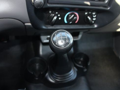 Used 2002 Ford Ranger XLT RWD image 8