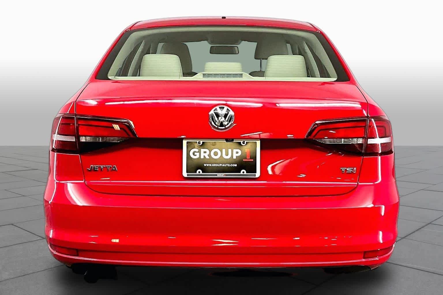 Used 2018 Volkswagen Jetta Wolfsburg Edition FWD image 5