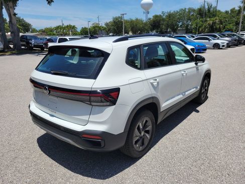 New 2026 Volkswagen Taos S FWD image 4