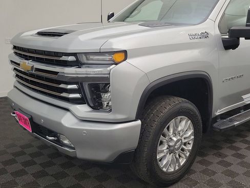 Used 2020 Chevrolet Silverado 2500 High Country image 19