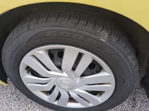 Used 2016 Honda Fit LX image 8