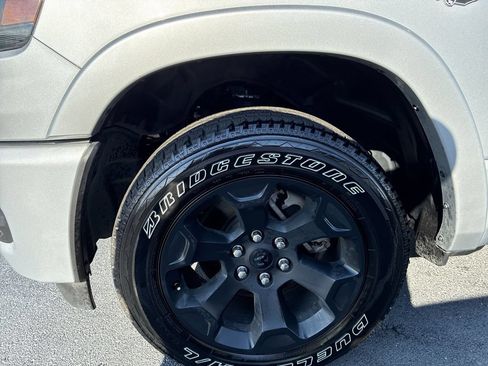Used 2026 RAM 1500 Big Horn AWD/4WD image 10