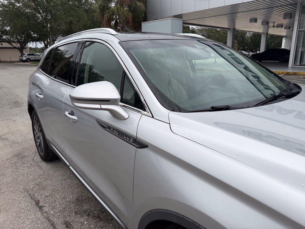 Used 2019 Lincoln Nautilus Reserve FWD image 14