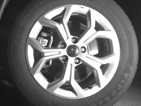 Used 2025 Jeep Compass Latitude image 12