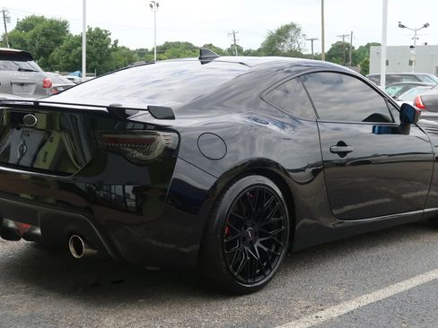 Used 2017 Subaru BRZ Limited w/ Performance Package RWD image 14