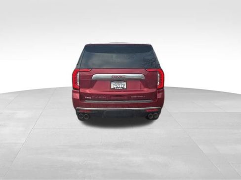 Used 2021 GMC Yukon XL Denali w/ Denali Premium Package image 5