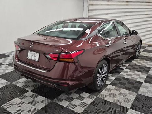Certified 2023 Nissan Altima 2.5 SV image 6