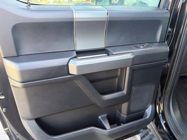 Used 2017 Ford F150 XLT w/ Equipment Group 302A Luxury AWD/4WD image 18