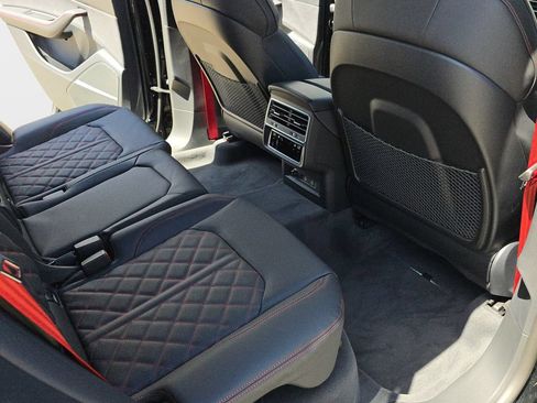 New 2026 Audi SQ8 Prestige AWD/4WD image 11