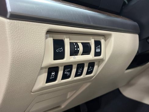 Used 2018 Subaru Outback 3.6R Limited image 14