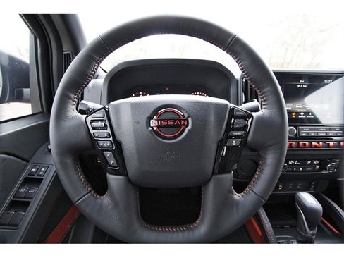 New 2026 Nissan Frontier Pro-X w/ Pro-X Convenience Package image 13