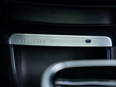 Certified 2025 Cadillac Lyriq Luxury w/ LPO, Floor Liner Package image 32