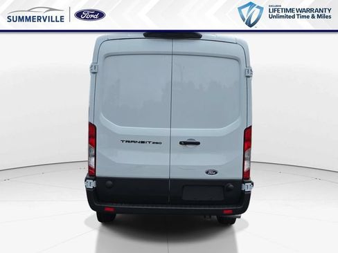 New 2026 Ford Transit 250 148 Medium Roof RWD image 5