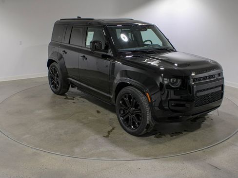 New 2026 Land Rover Defender 110 image 7