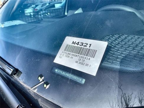 New 2025 Toyota Tacoma SR5 image 39