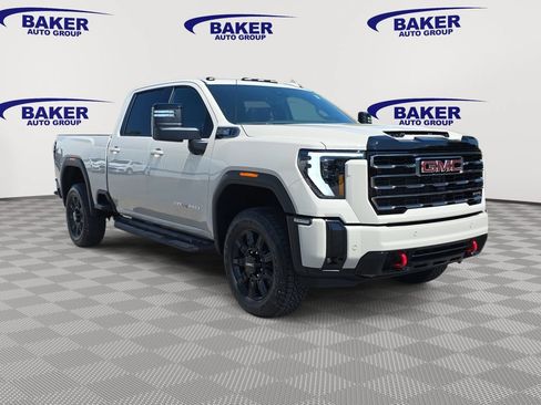 New 2026 GMC Sierra 3500 AT4 w/ Technology Package AWD/4WD image 3