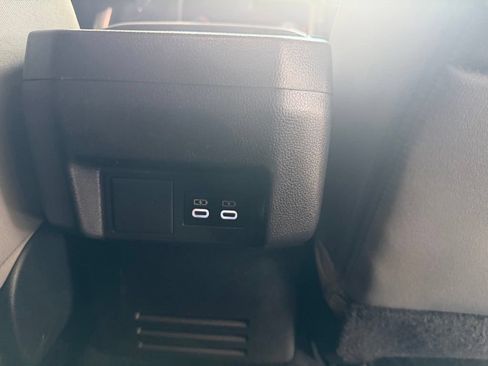 Used 2024 Toyota Tacoma TRD Sport RWD image 27