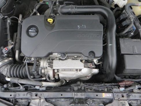 Used 2024 Chevrolet Malibu LT FWD image 10