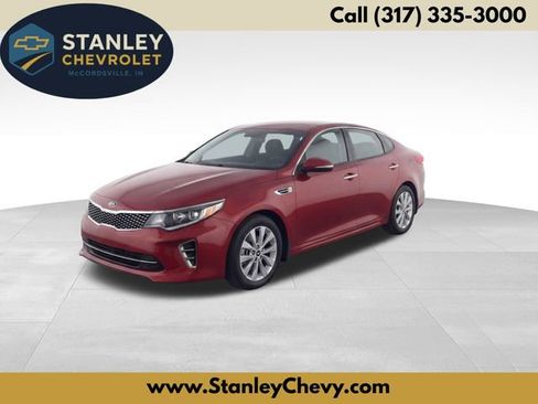Used 2018 Kia Optima S image 1