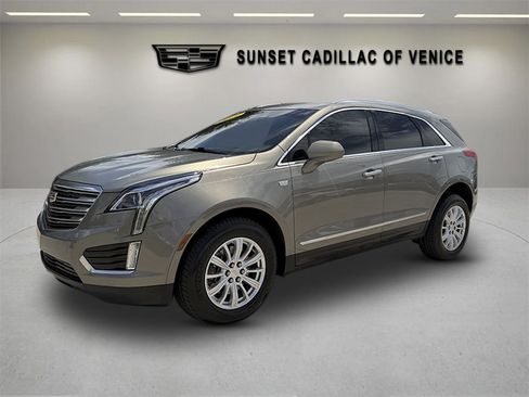 Used 2019 Cadillac XT5 Premium Luxury FWD image 7