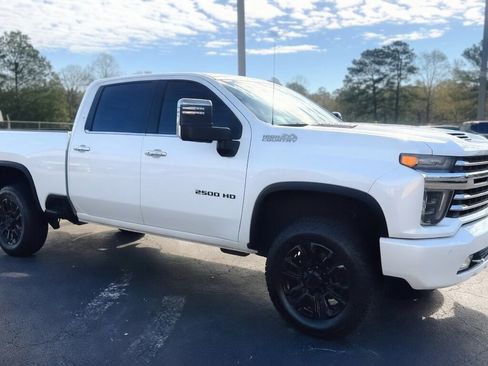 Used 2020 Chevrolet Silverado 2500 High Country w/ Z71 Off-Road Package AWD/4WD image 30