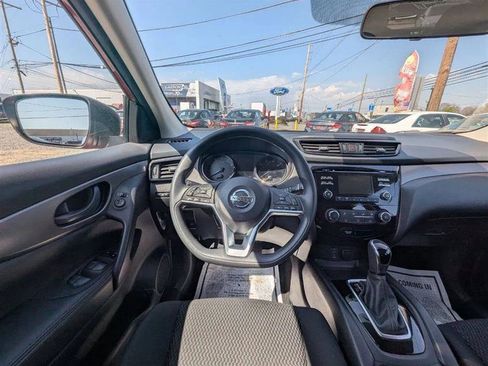 Used 2018 Nissan Rogue Sport S w/ S Appearance Package FWD image 26