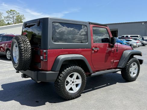 Used 2012 Jeep Wrangler Rubicon w/ PWR Convenience Group AWD/4WD image 5