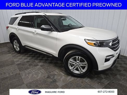 Certified 2023 Ford Explorer XLT w/ Equipment Group 202A AWD/4WD image 4