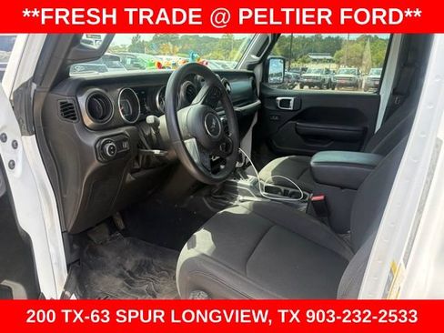 Used 2023 Jeep Gladiator Sport AWD/4WD image 6