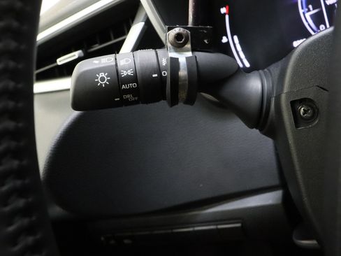 Used 2023 Toyota Corolla XSE FWD image 23