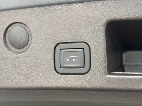 New 2027 GMC Terrain Denali w/ LPO, Floor Liner Package AWD/4WD image 10