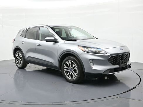 Used 2022 Ford Escape SEL w/ Technology Package AWD/4WD image 4