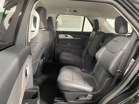 New 2026 Ford Explorer Active AWD/4WD image 20