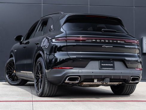 New 2026 Porsche Cayenne E-Hybrid image 3