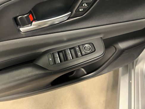 Used 2023 Toyota Prius Limited AWD/4WD image 26