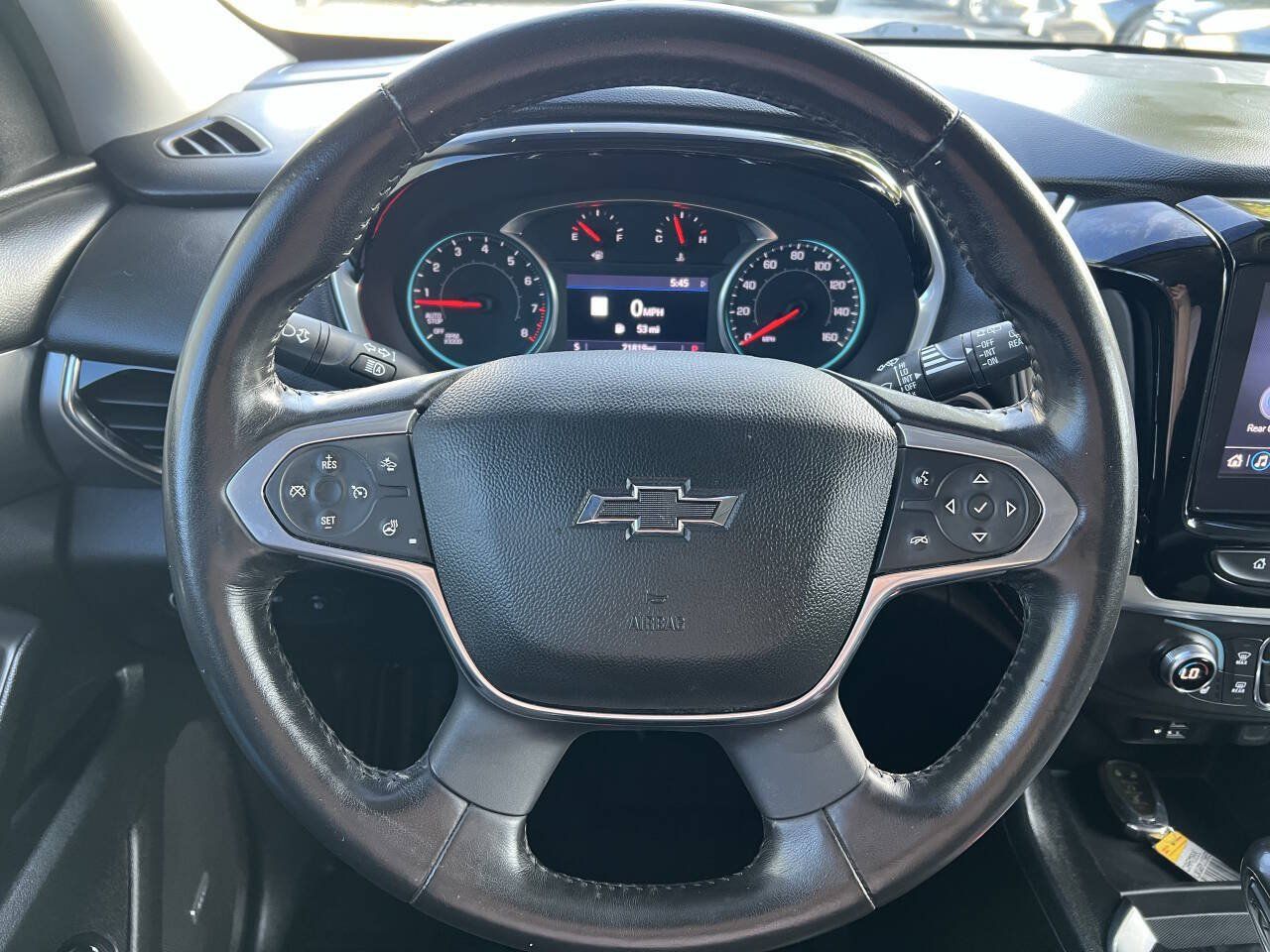 Used 2021 Chevrolet Traverse RS FWD image 16